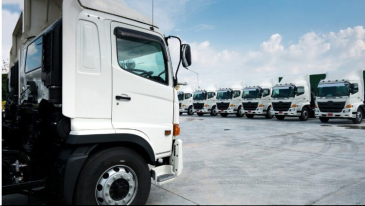 Venda de caminh&otilde;es usados cresce 27,7% em 2025 e atinge 444,8 mil unidades