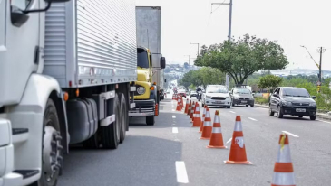 Pre&ccedil;o do frete pode aumentar ao menos 11% no Paran&aacute; com alta do Diesel, afirma Fetranspar