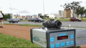 Entenda lei que pro&iacute;be radar de tr&acirc;nsito escondido aprovada por comiss&atilde;o da C&acirc;mara