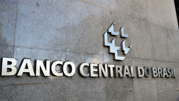 Banco Central prev&ecirc; crescimento de 2% para o PIB em 2026