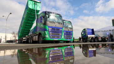 Grupo da Grande Curitiba passa a operar 31 caminh&otilde;es que rodam com biodiesel